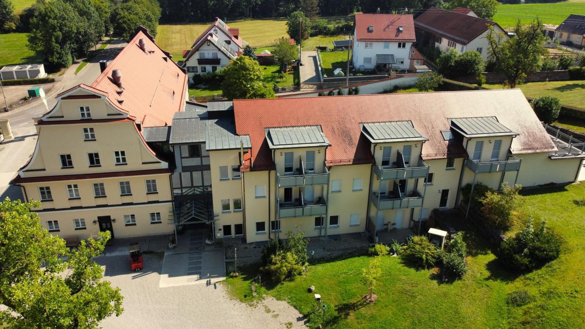 Autenrieder Brauereigasthof Ichenhausen Eksteriør billede
