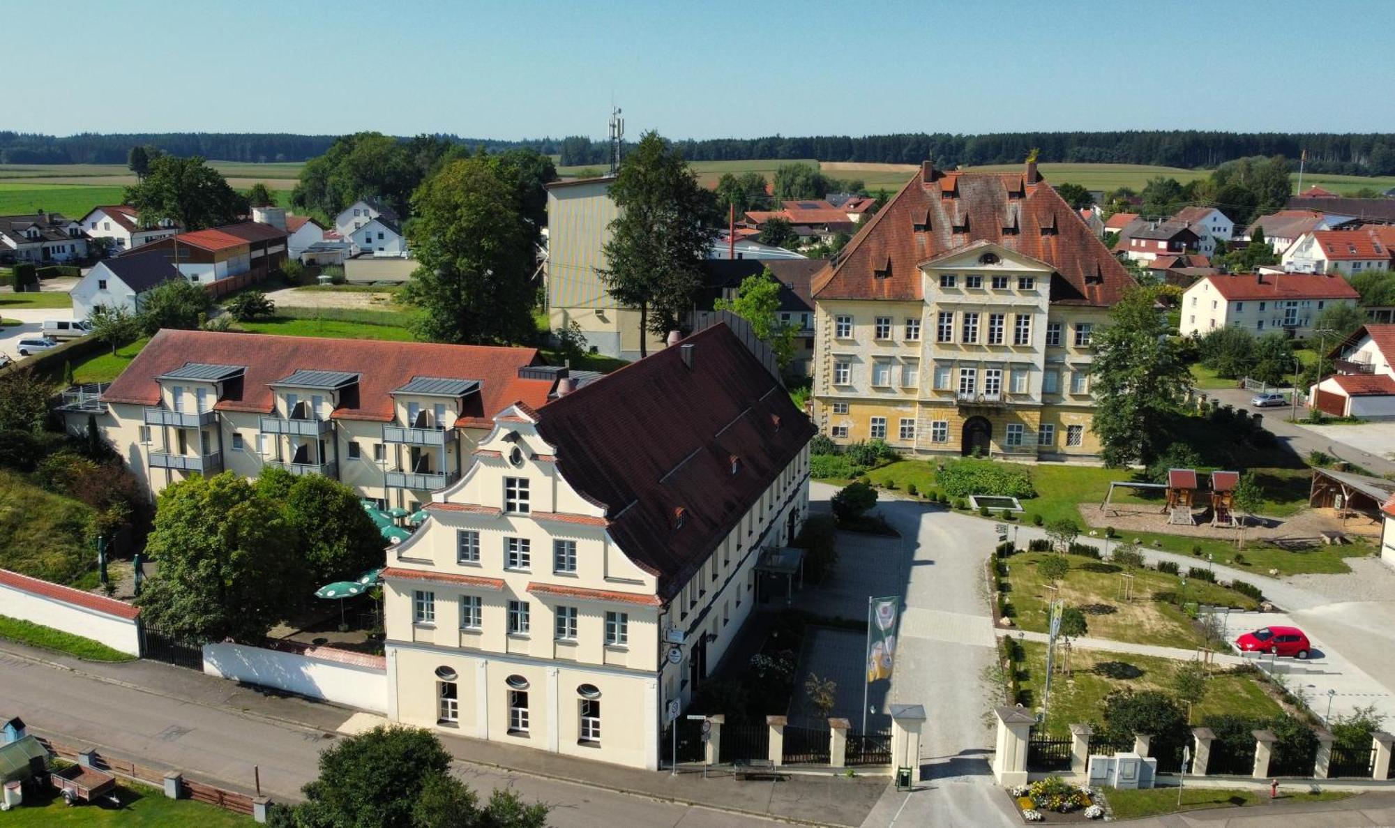 Autenrieder Brauereigasthof Ichenhausen Eksteriør billede